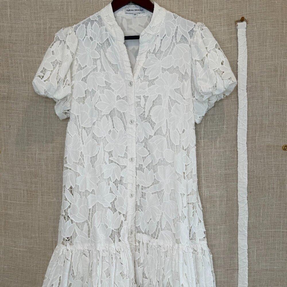 Romantic Lace Karina Grimaldi White Shift Dress - Perfect for Summer!